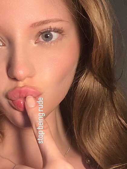 bbedeutungg nude leaks