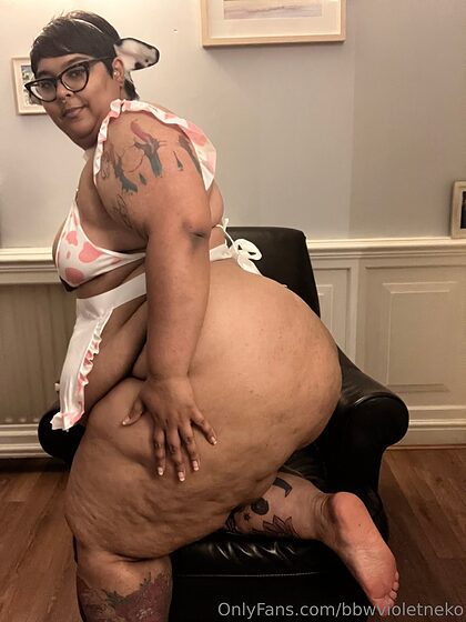 bbwvioletneko nude leaks