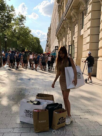 bellaskaa nude leaks