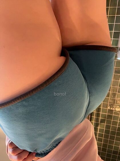 bonof nude leaks