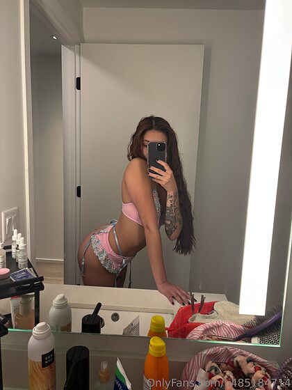 Brianna Andrad nude leaks