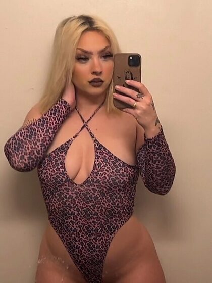 Blond nude leaks