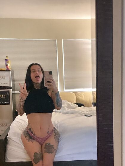 bustybunniforfree nude leaks