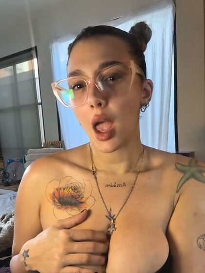 Carlita Mallo nude leaks