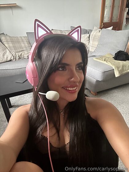 carlysophiex nude leaks