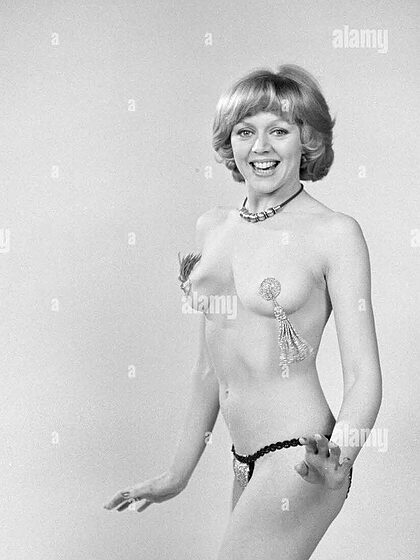 Carol Hawkins set 3