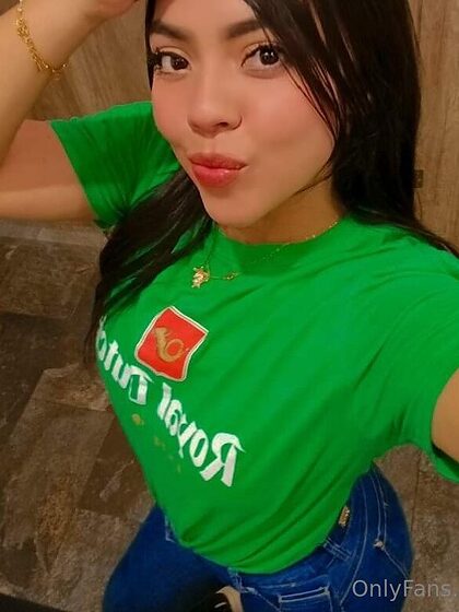 María Celeste nude leaks