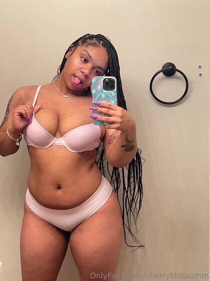 cherryblossumm nude leaks