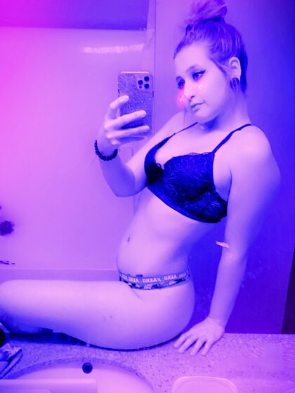 Emily nude leaks