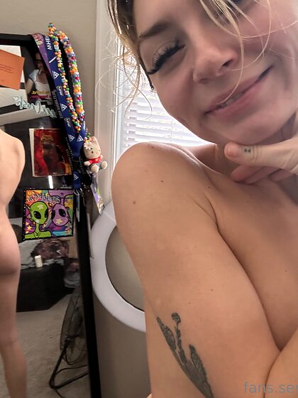 Chloe Temple nude leaks