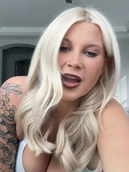 christenwhitman nude leaks