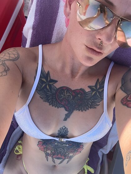 creepypinkyg13 nude leaks