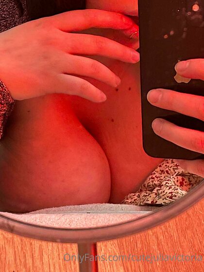 Julia nude leaks