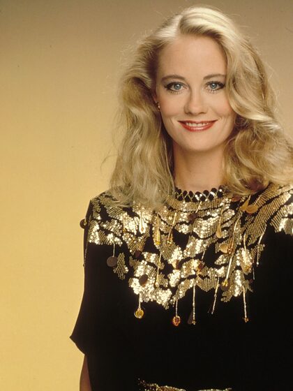 Cybill Shepherd set 3