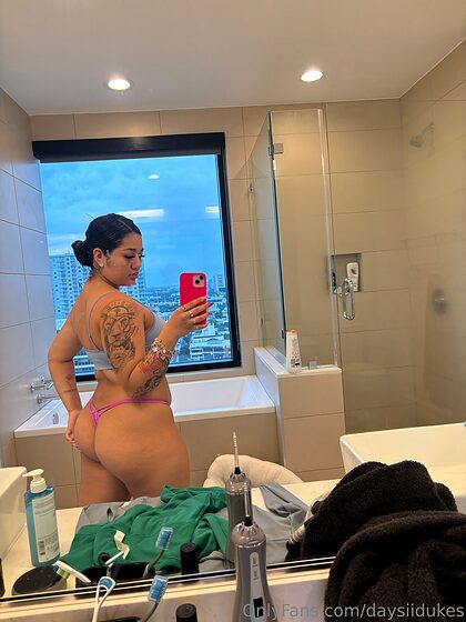 daysiidukes nude leaks