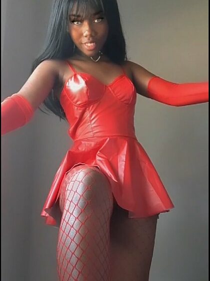 ADEYÁH CARTE nude leaks