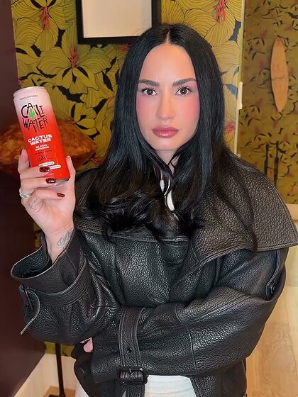 Demi Lovato set 3