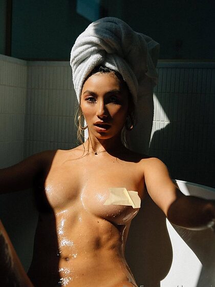 dommmi nude leaks