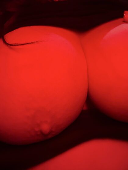 ediequin nude leaks