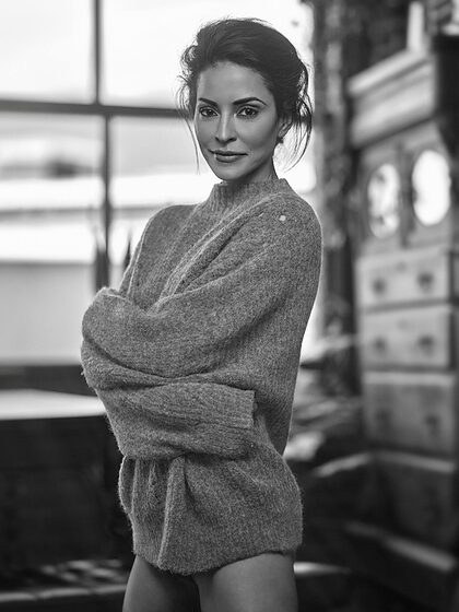 Emmanuelle Vaugier set 2