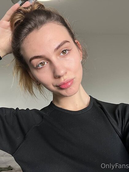 emmauzii nude leaks