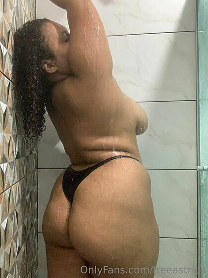 Free Astrids nude leaks