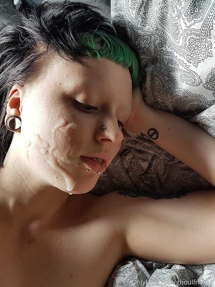 ghoulfriendx nude leaks