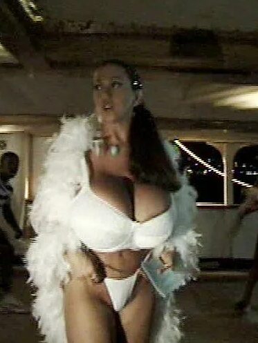 Good Old White "Industrial" Bras set 4