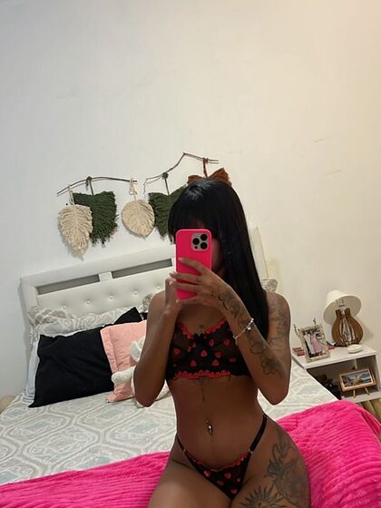 gvieir8 Baixinha gostosa nude leaks