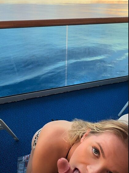 OnlyFans nude leaks