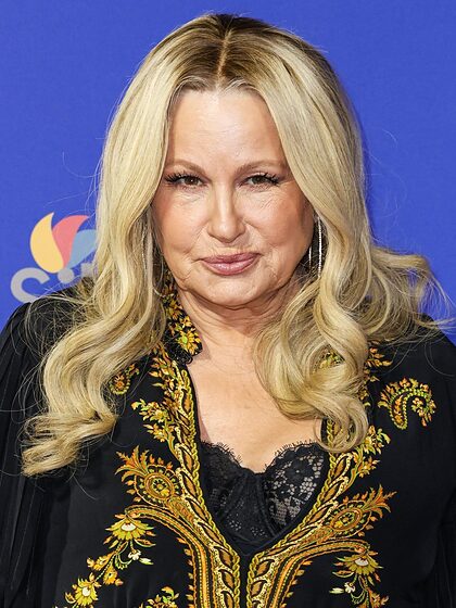 Jennifer Coolidge set 3