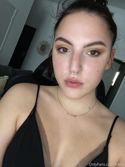 kailey with a fou nude leaks