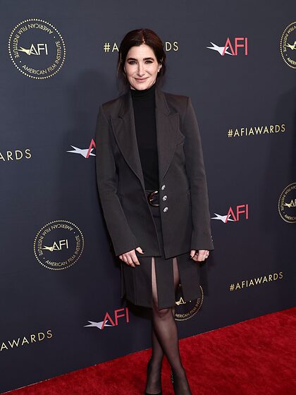 Kathryn Hahn set 6