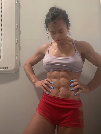 Lili Dong set 3