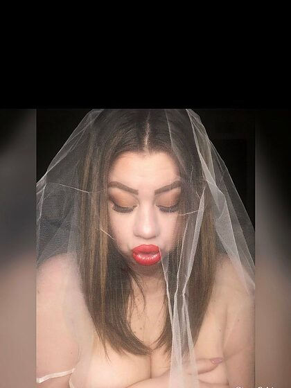 lipnotist nude leaks