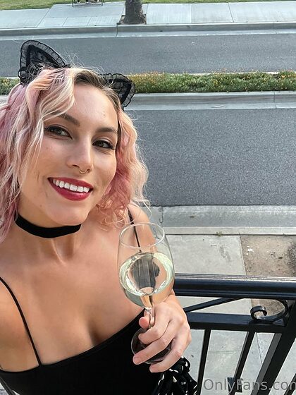 littleminxbella nude leaks