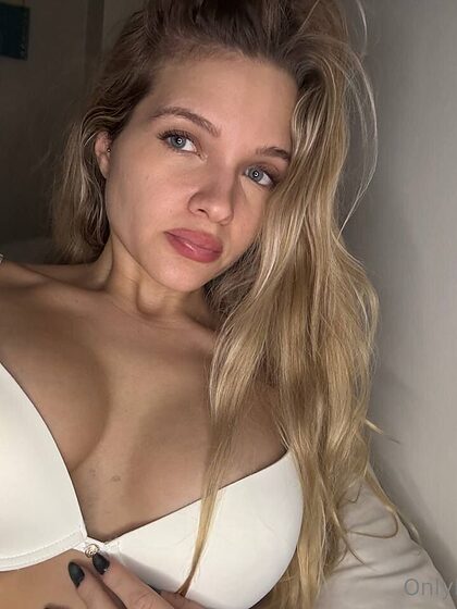 lolaxt nude leaks
