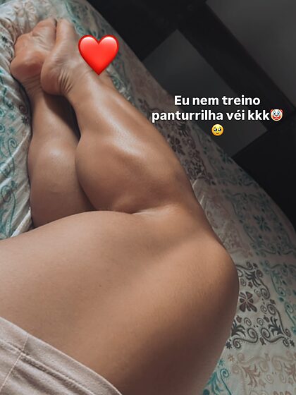 Luana Ferreira nude leaks