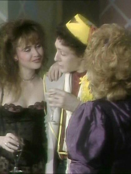 Lysette Anthony nude leaks