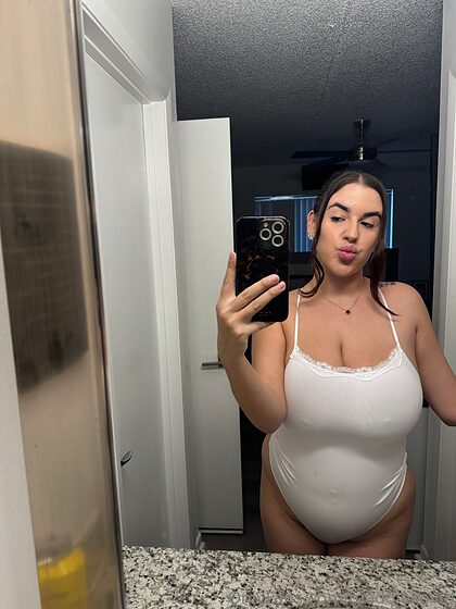 Maddie Rae nude leaks