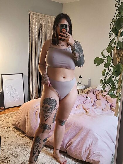 miafeetsies nude leaks