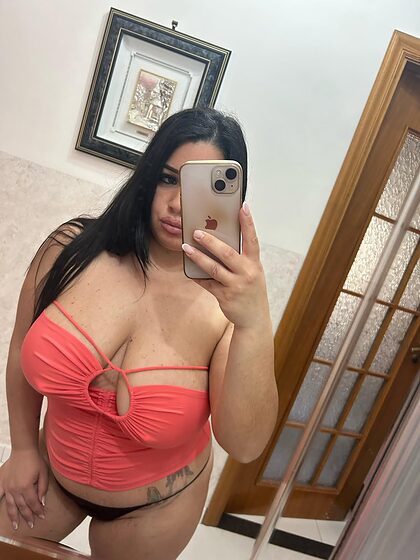 Mikela_ nude leaks