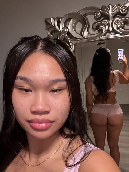 Mila Zhao nude leaks