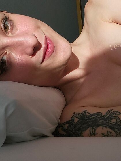 Jean Blue - FREE Page nude leaks