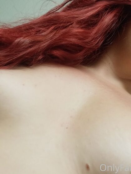 Moni (maw-knee) Cake nude leaks