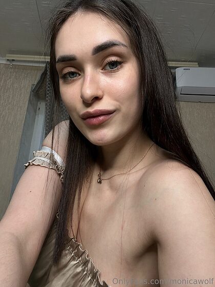 Monica Wolf nude leaks