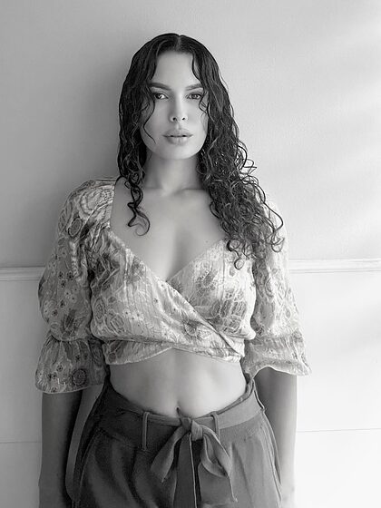 Nadine Velazquez set 22