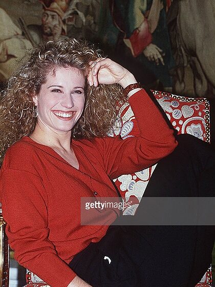 Nancy Travis set 5