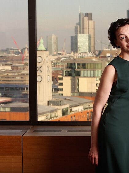 Olivia Williams set 9
