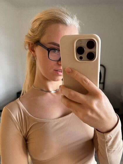 oliviaiui nude leaks